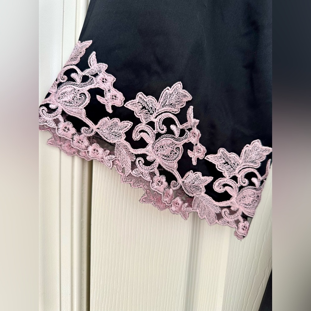 NWT Agent Provocateur 100% Silk Darina Dressing Gown Black Robe Luxury Lingerie - Picture 12 of 17